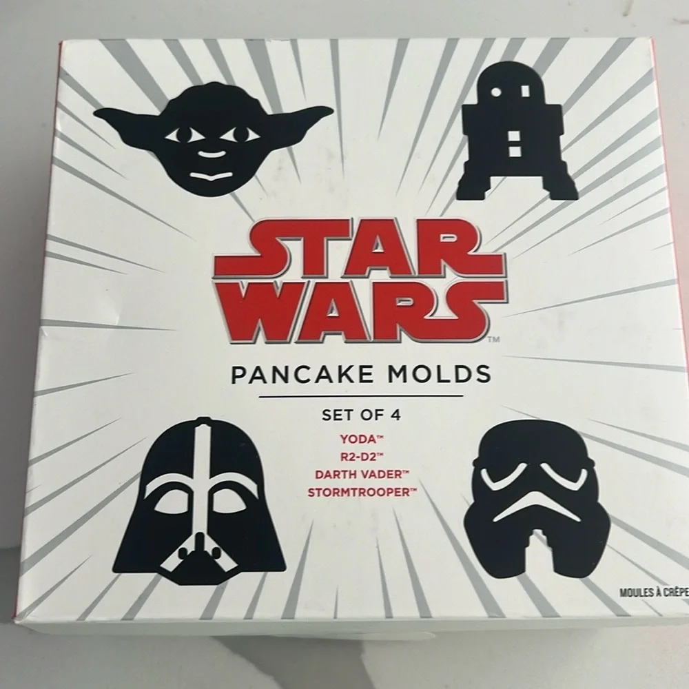 Williams Sonoma Star Wars Pancake Molds